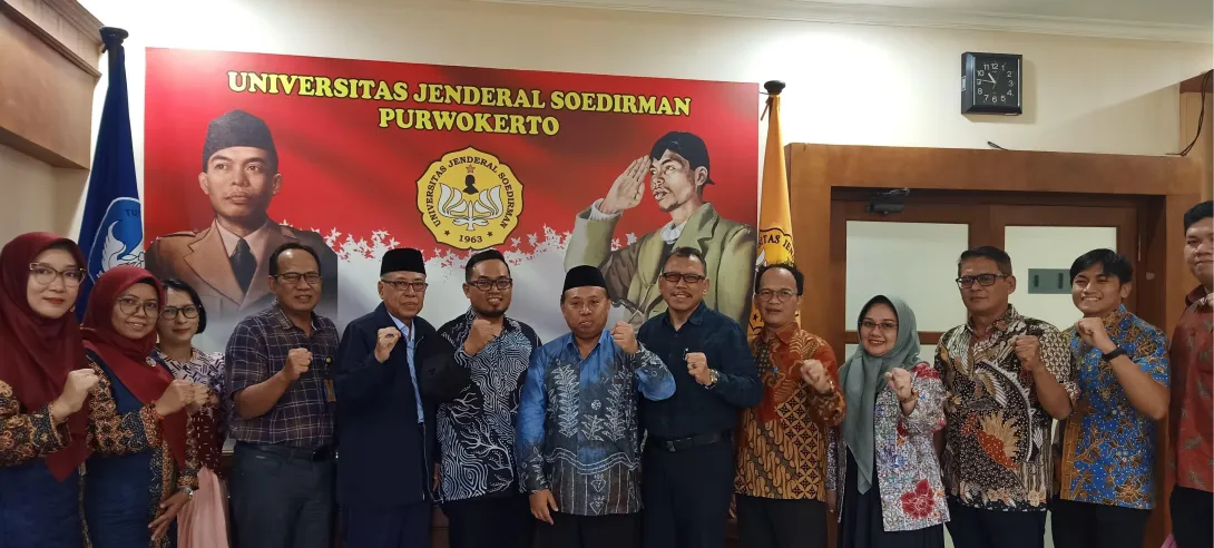 Penandatanganan Letter of  Intention (LoI) dan Implementation of Agreement (IA) antara FPIK, Unsoed dengan  Faculty of Science and Marine Environment, Universiti Malaysia Trengganu (UMT)